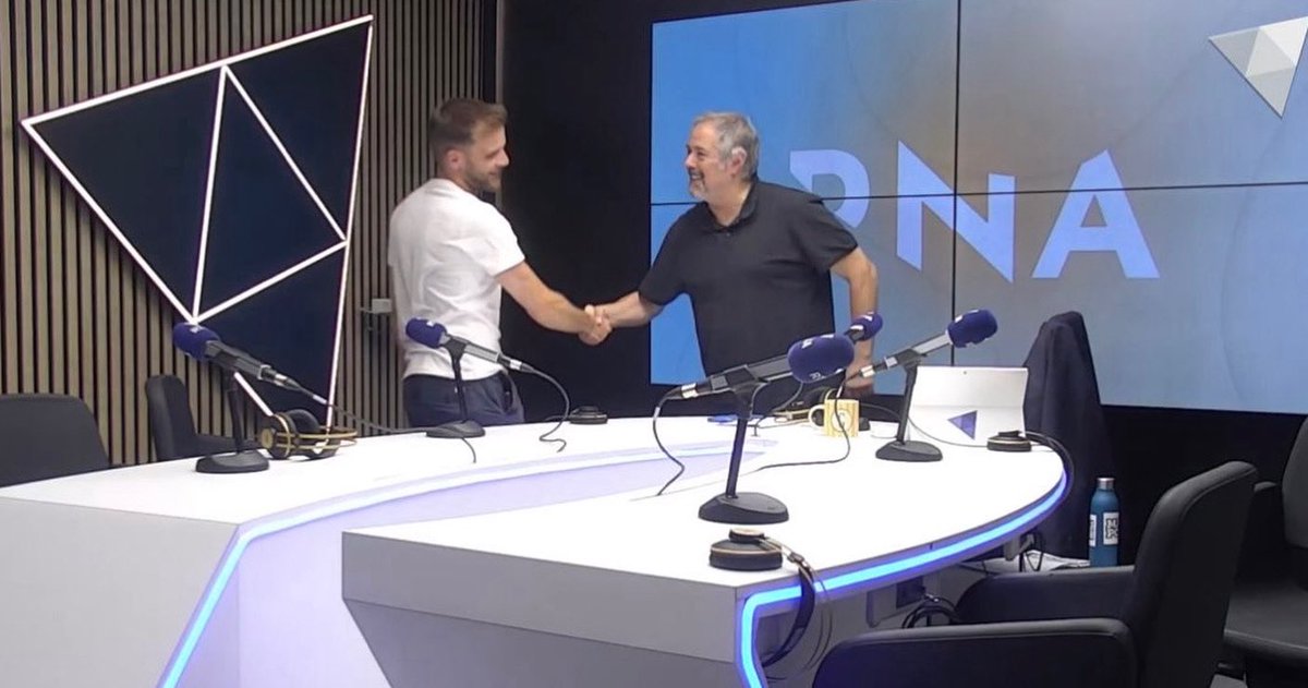 FundacioTutelar's tweet photo. 🎙️ Avui hem tancat la nostra participació al programa de RTVA amb el Rafa,parlant sobre la demència precoç.Volem agrair a RTVA, a @gabrielfercoy i a tot l’equip del programa per obrir-nos les portes i fer possible aquest espai de sensibilització i visibilització tan necessari. 🙌 https://t.co/7ZSw4UpLe8