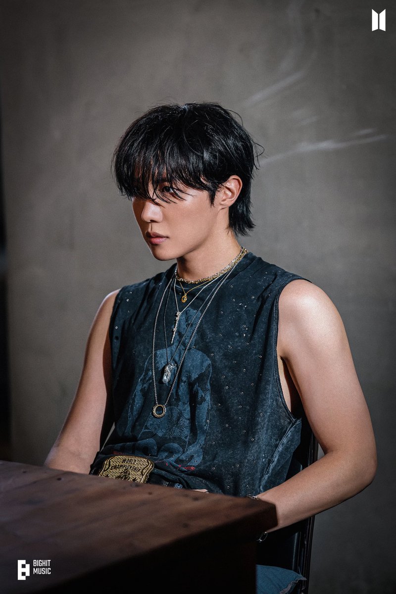RiseOnBangtanAr's tweet photo. @bts_bighit 📸 >> Actualización de BTS.

#JHOPE “Charm of HOPE” Concept Film &amp; “Killin' It Girl” Concept Foto Sketch

📎 https://t.co/rXn4D7wjrq

#jhope #CharmOfHOPE #jhope_KillinItGirl #BTS #방탄소년단 @BTS_twt @bts_bighit https://t.co/5oWmMH5ahC