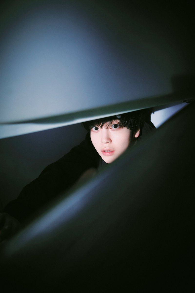 CRAVITYstarship's tweet photo. CRAVITY
The 2nd Album
'Dare to Crave'
⠀
Concept Photo ? ver. 🍇
형준 HYEONGJUN
⠀
2025 06 23 MON 6PM (KST)
⠀
#CRAVITY #크래비티
#형준 #HYEONGJUN
#DaretoCrave
#SETNETG0?! #SETNETGO https://t.co/RaBCkF40Xh