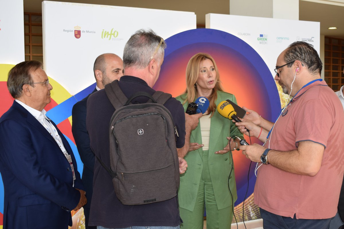 AUDITORIOMURCIA's tweet photo. 🔛 Esta mañana ha dado inicio en nuestras instalaciones la segunda edición #CIRCULARMENTE2025, el evento de #SostenibilidadEmpresarial de la Región de Murcia.

♻️ El #congreso finalizará esta tarde con una mesa redonda.

#CongresoAuditorioMurcia https://t.co/Qa9MVv8EoY