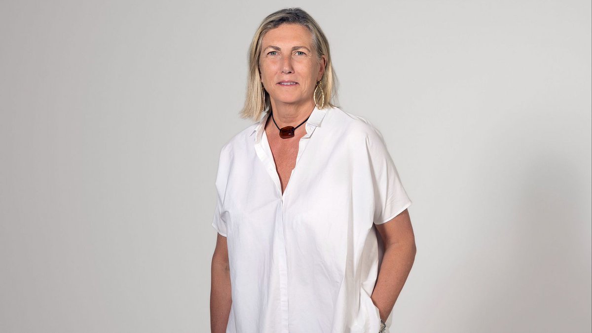 RTVE: Ana María Bordas asume la presidencia del Grupo de Referencia de la UER para <a href="/Eurovision/">Eurovision Song Contest</a> ✨

🔹Es la primera vez que España, con <a href="/rtve/">RTVE</a>, lidera el máximo órgano de supervisión del certamen

🔹Bordas toma posesión del cargo para un mandato de dos años

rtve.es/n/16628557