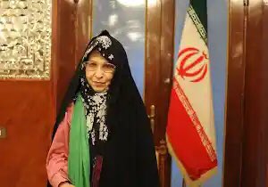 #زهرا_رهنورد همسر #میرحسین_موسوی در بیانیه‌ای گفت:

«دستِ جنایتکار و خویِ متجاوزِ نتانیاهو با نقض آشکار همه موازین بین المللی،در یک حملهٔ نظامی و بمبارانِ کشورمان ایران،زیرساخت‌ها، دانشمندان و حتی جانِ غیرنظامیانِ بی‌گناه را نشانه گرفت و زن و مرد و کودک را نیز به خاک و خون کشید.»