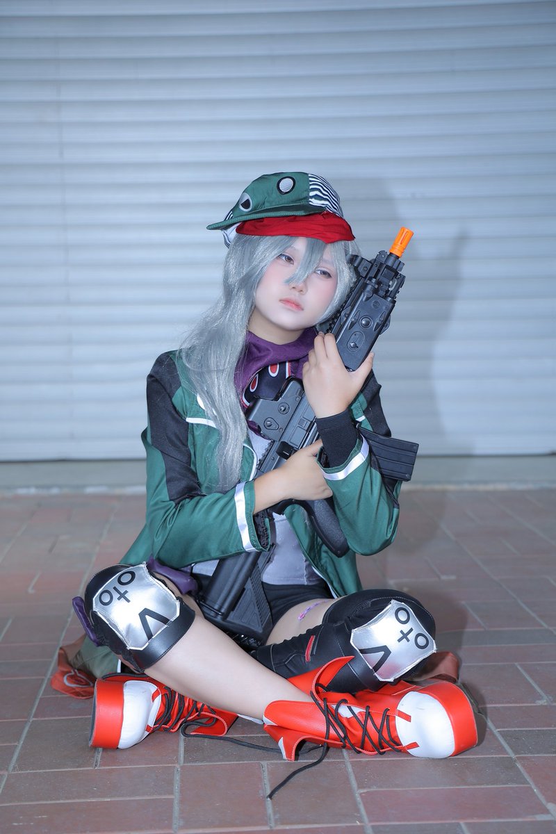 Shark_Shaking's tweet image. #少女前线
#소녀전선
#G11 
#Mechty

「G11... 입니다... 지휘관, 이불...남는 거 있어?」