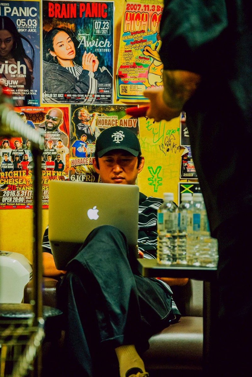 ２時間から２時間半やで
だいたい150曲〜200曲くらいか。
ワンマン🔥

eplus.jp/sf/detail/4283…