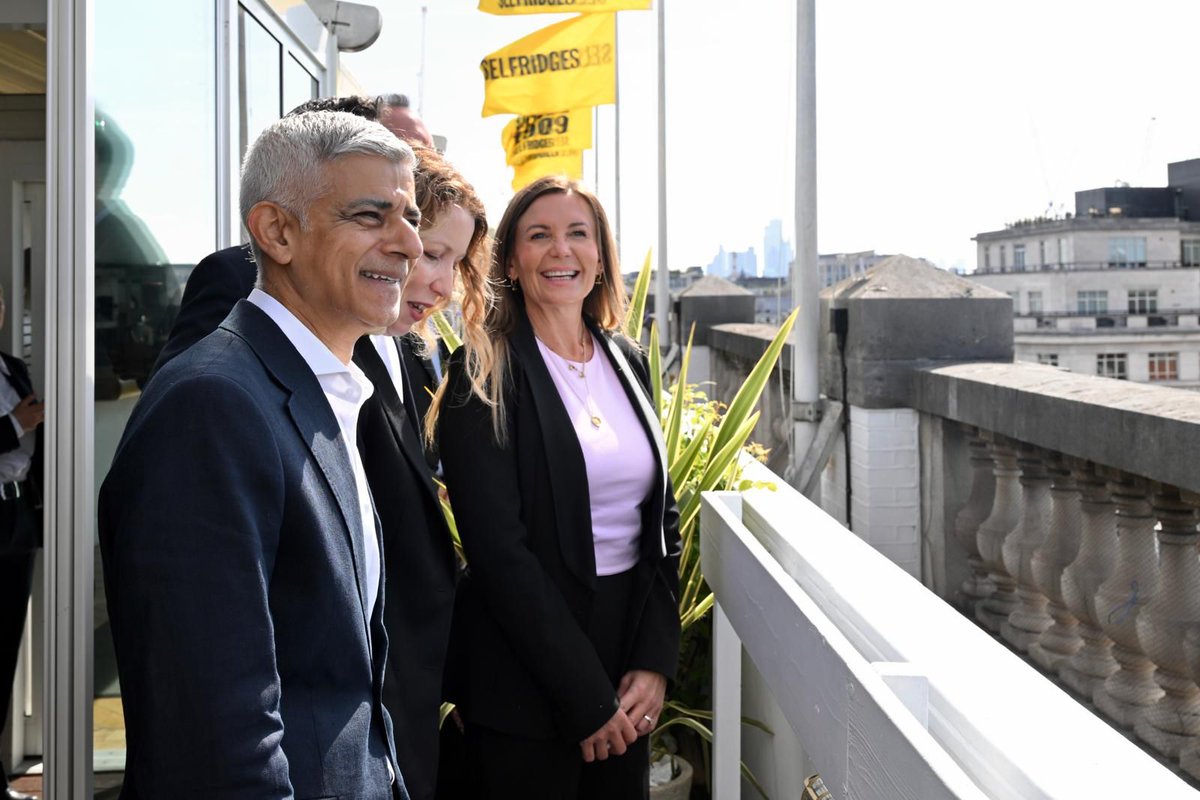 Sadiq Khan (@sadiqkhan) on Twitter photo Today at <a href="/Selfridges/">Selfridges</a> I set out our plans to rejuvenate Oxford Street as a world-class, accessible pedestrian avenue - a global destination for shopping, leisure, and outdoor events.
This will attract more international visitors, investment and create jobs. Today at <a href="/Selfridges/">Selfridges</a> I set out our plans to rejuvenate Oxford Street as a world-class, accessible pedestrian avenue - a global destination for shopping, leisure, and outdoor events.
This will attract more international visitors, investment and create jobs.