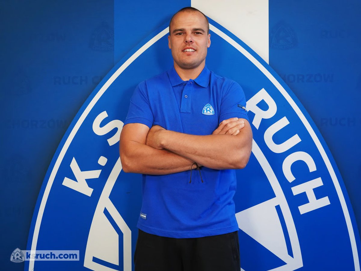 ⚽ Mirosław Kuczera trenerem bramkarzy Ruchu
➡️ niebiescy.pl/index.php?id=3…