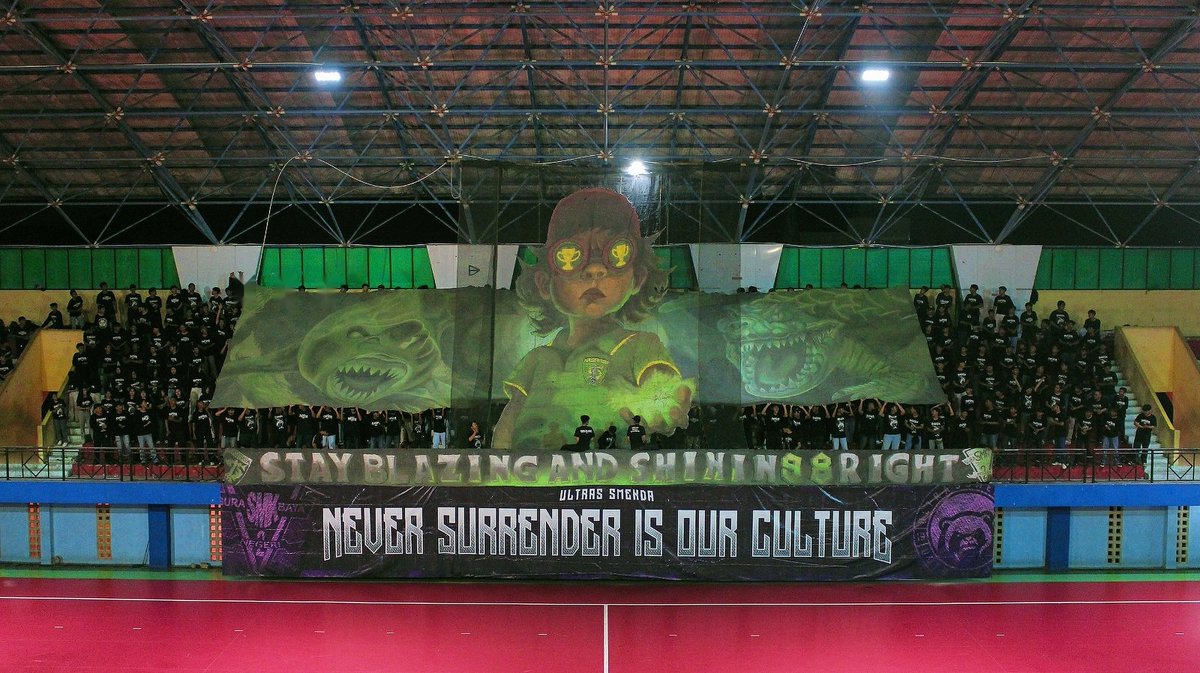 Sugeng ambal warsa persebaya di usia yang ke 98 tahun ini, STAY BLAZING AND SHININ9 8RIGHT, teruslah berjuang, teruslah berproses, dan biarkan cahayamu bersinar terang.

#yosmekdayopersebaya
#forzasmekda
#smekdaliar