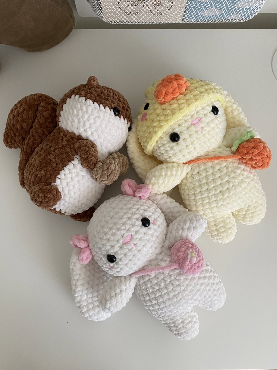 hazırlanan peluşları kenara koyup hemen yenilerine geçiyoruz✌🏻🙃💕