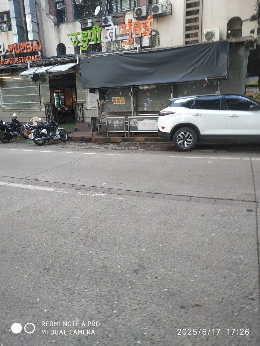 Andheri People 🇮🇳 (@andheripeople) on Twitter photo Illegal car parking at U2M restaurant at Gokul arcade opp Garware office
Hw will bus stop and passengers will alight.
<a href="/MTPHereToHelp/">Mumbai Traffic Police</a> vakola will u tow vehicle Illegal car parking at U2M restaurant at Gokul arcade opp Garware office
Hw will bus stop and passengers will alight.
<a href="/MTPHereToHelp/">Mumbai Traffic Police</a> vakola will u tow vehicle