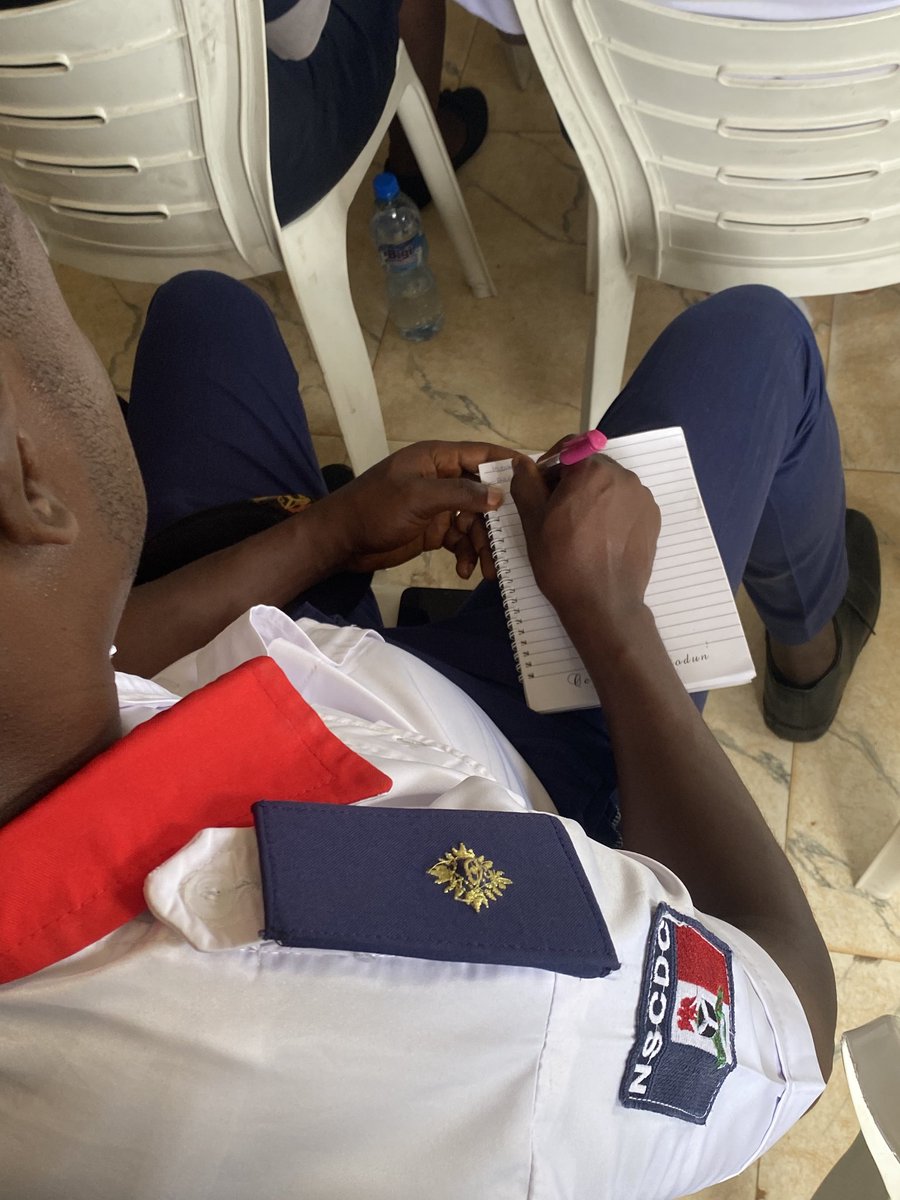 SabiProgrammers's tweet photo. Ongoing Cybersecurity awareness training of the officers of Nigeria Security and Civil Defence Corps  by @SabiProgrammers 

#cybersecurity #cybersecuritytraining https://t.co/qhYJwQc3LJ