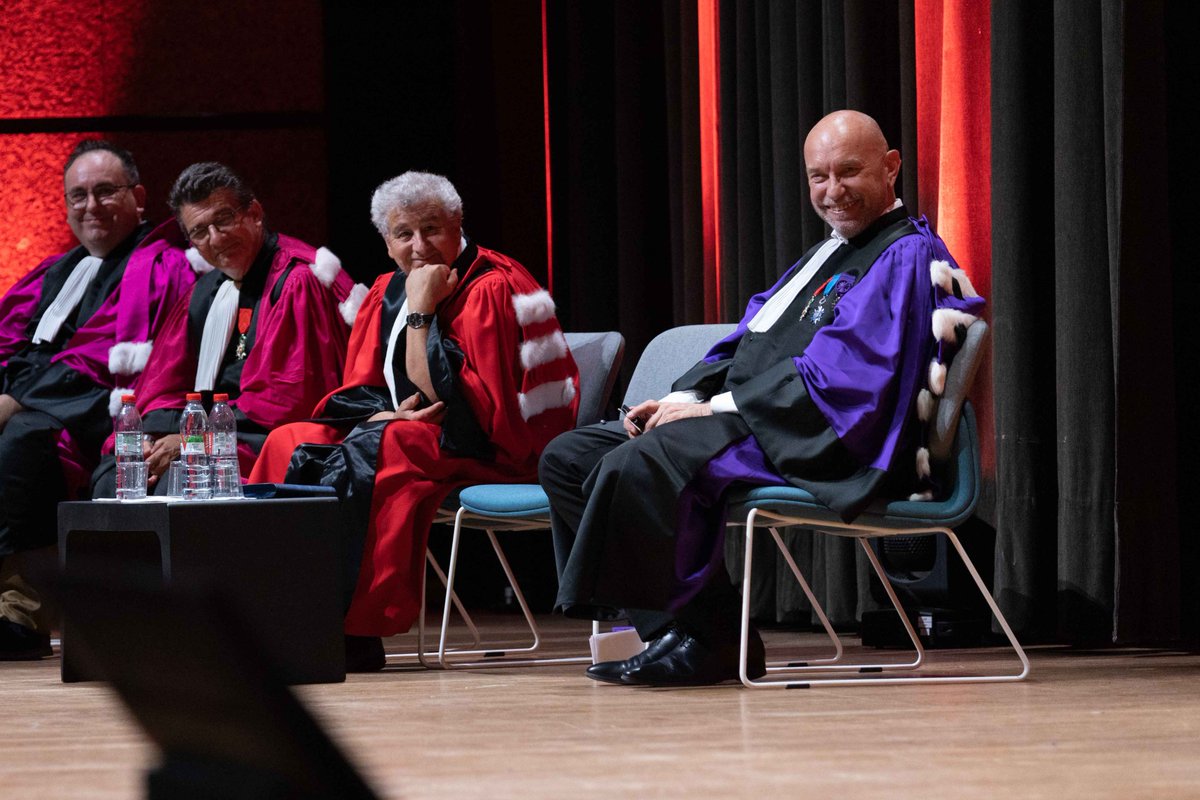 Philippe Augé (@philippe_auge) on Twitter photo Merci, cher <a href="/KhaledBouabdal/">Khaled Bouabdallah</a>, pour ces cinq ans passés à nos côtés pour valoriser l’enseignement supérieur, la recherche et l'innovation dans notre région <a href="/RA_Occitanie/">Région Académique Occitanie</a>. Tous mes vœux de succès pour tes nouvelles fonctions en Région académique Provence-Alpes-Côte d'Azur Merci, cher <a href="/KhaledBouabdal/">Khaled Bouabdallah</a>, pour ces cinq ans passés à nos côtés pour valoriser l’enseignement supérieur, la recherche et l'innovation dans notre région <a href="/RA_Occitanie/">Région Académique Occitanie</a>. Tous mes vœux de succès pour tes nouvelles fonctions en Région académique Provence-Alpes-Côte d'Azur