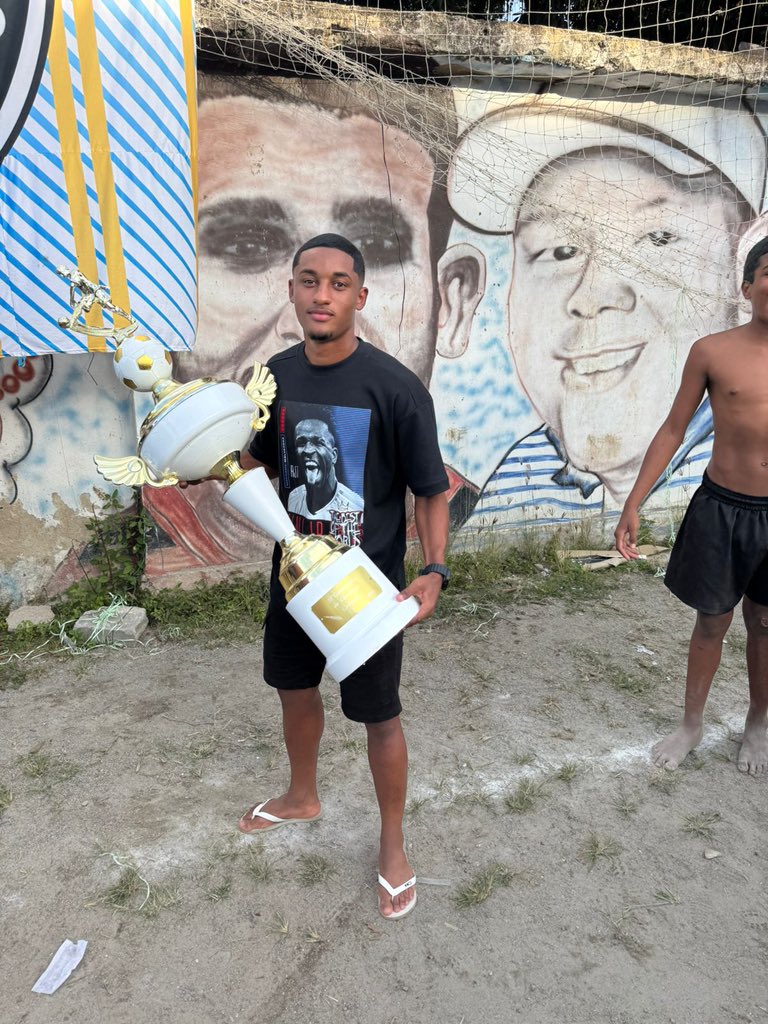 Flavinho_04's tweet photo. Não tem jeito, chumbada é minha casa, ganhei +1 🏆 Muito obrigado aos envolvidos !!🤑🫣 https://t.co/KRIk5ecLaV
