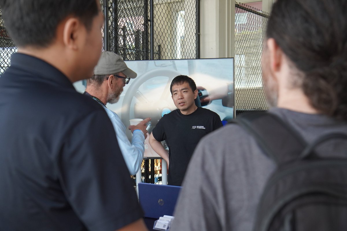 Marine Thinking tweet media