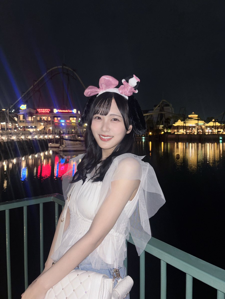 Post by 逢田 珠里依 on X: ユニバ♡♡