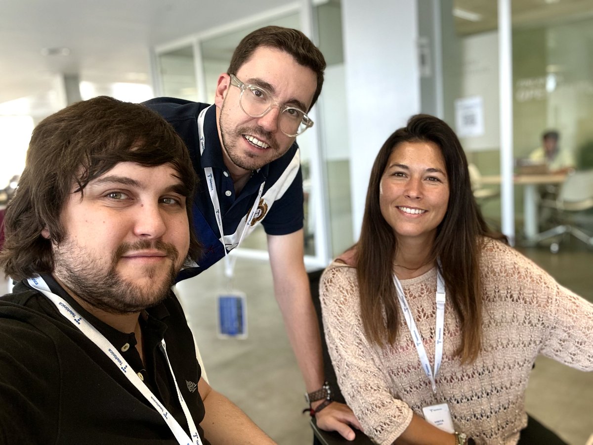 openwebinars's tweet photo. ¡Ultimando detalles para #HumanAnswers!
📍 Este miércoles, 18 de junio, tenemos una cita especial que en @OpenWebinars llevamos meses preparando. Un encuentro pensado para que referentes del sector tecnológico y empresarial nos cuenten cómo la Inteligencia Artificial está transformando las organizaciones, y ayuden con su visión y experiencia a otras empresas y profesionales.
Además, presentaremos nuestro informe “Compliance Survival” para analizar en profundidad los retos y las oportunidades que trae el nuevo entorno legal de la IA en España y la Unión Europea.
😉 ¡Podrás descargarlo al final del evento!