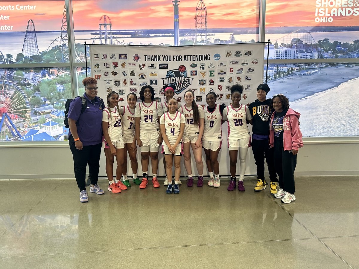 Another year another great experience. Thanks <a href="/ohioBKcoaches/">OHSBCA</a> for a great 2 days of hoops! Our Lady Raiders keep building and growing! Thanks Midwest Live.  Dayton next! #RaiderUp 🏴‍☠️