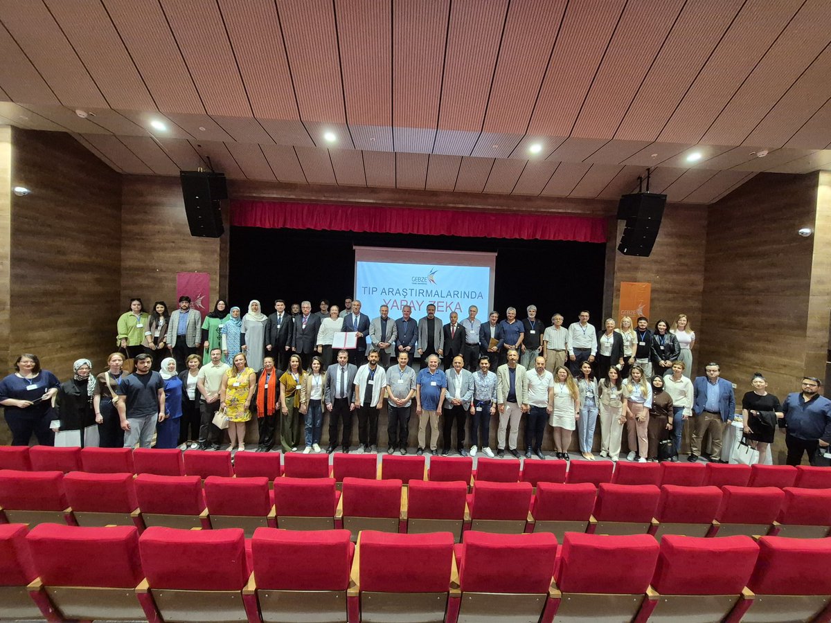 🇹🇷Rektörümüz Prof. Dr. Muzaffer Elmas, Üniversitemizin yanı sıra Yozgat Bozok Üniversitesi, Gebze Teknik Üniversitesi ve Sağlık Bilimleri Üniversitesi iş birliğiyle Gebze Teknik Üniversitesi ev sahipliğinde gerçekleştirilen Sağlık Araştırmalarında Yapay Zeka Çalıştayı’na katıldı.