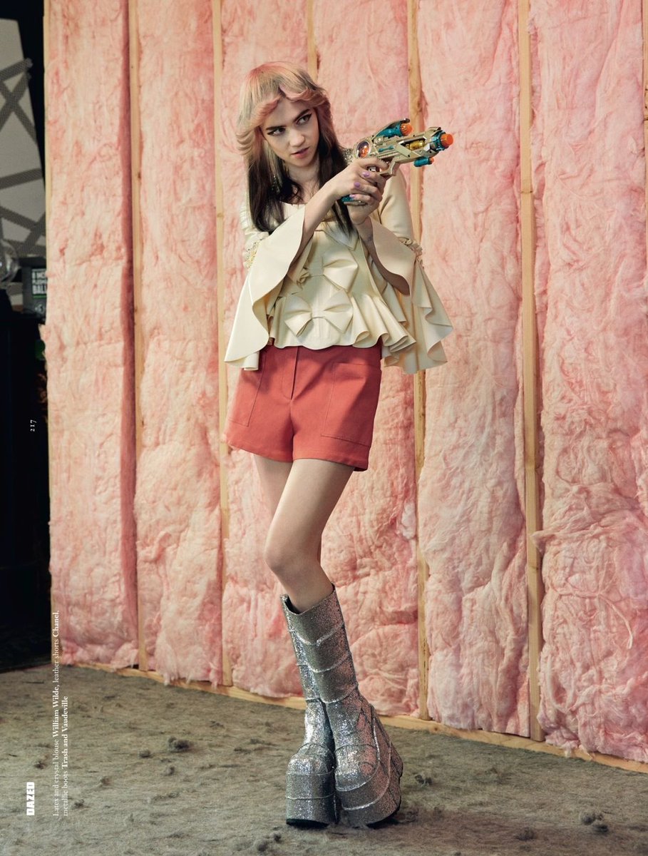 GRIMESBIAN's tweet image. 