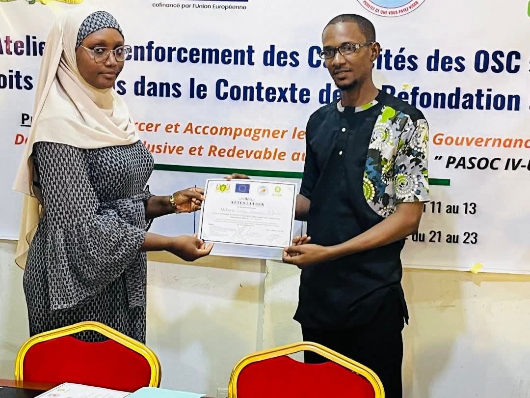 Renforcement des capacités des OSC sur les Droits Humains dans le cadre du projet RÉAGIR de OXFAM-ROTAB 
51 OSCs nigeriens ont participé à cette formation ténue à Dosso du 11 au 13 juin dont notre association
<a href="/Oxfam/">Oxfam International</a> 
<a href="/OxfamNiger/">OXFAM AU NIGER</a> 
<a href="/ROTABNIGER/">Rotab Niger</a> 
<a href="/GoreeInstitute/">Gorée Institute</a> 
<a href="/PrinceBachir1/">Bachir Fulani</a>