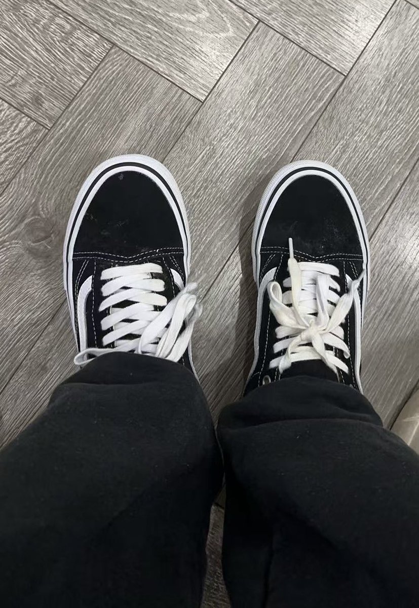成功寄回咯🤭

#杭州 #射鞋 #vans