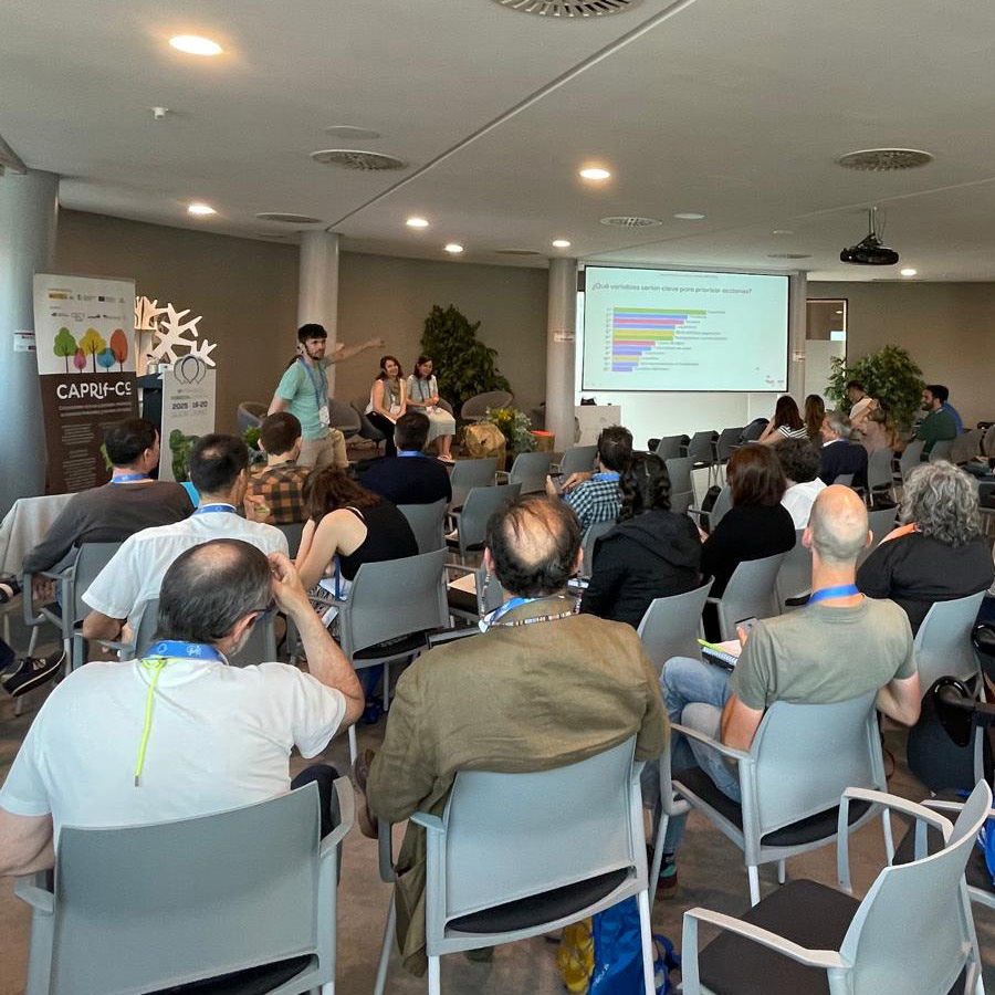 caprifcc (@caprifcc) on Twitter photo El proyecto CAPRIF-CC estuvo presente hoy en Gijón en el 9º Congreso Forestal Español con la participación de representantes de Cetemas y <a href="/fjuanadevega/">Fundación Juana de Vega</a> en el taller "Digitalización aplicada a la gestión de recursos naturales, servicios ecosistémicos y gestión de la propiedad". El proyecto CAPRIF-CC estuvo presente hoy en Gijón en el 9º Congreso Forestal Español con la participación de representantes de Cetemas y <a href="/fjuanadevega/">Fundación Juana de Vega</a> en el taller "Digitalización aplicada a la gestión de recursos naturales, servicios ecosistémicos y gestión de la propiedad".