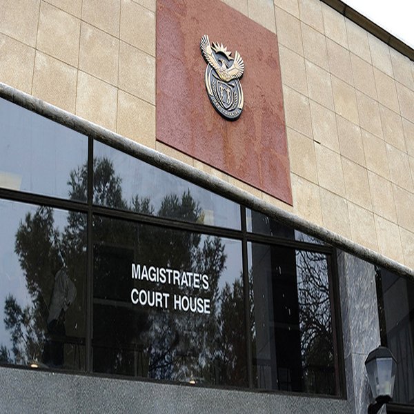 CapricornFMNews's tweet image. #InsuranceMurder: A mother and son have been remanded in police custody after they appeared  briefly at the Amersfoort Magistrate’s Court in Mpumalanga today on a charge of  murder, fraud, and theft in connection with the killing of a 61-year-old Sydwell  Sibisi.

Sibisi was
