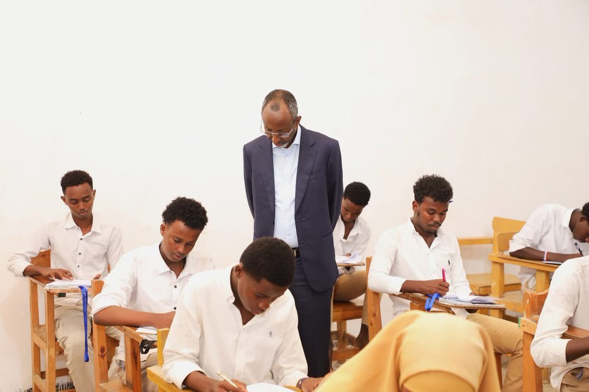 Ministry of Education, Culture & Higher Education (@moechesomalia) on Twitter photo H.E. Minister <a href="/faaraxsheekh/">Farah Sheikh Abdulkadir</a> inspected the 12th Grade National Exam in Banadir today. He underscored transparency and fairness, reiterated strict anti-cheating measures, and thanked parents, teachers, and staff for ensuring a credible exam process. H.E. Minister <a href="/faaraxsheekh/">Farah Sheikh Abdulkadir</a> inspected the 12th Grade National Exam in Banadir today. He underscored transparency and fairness, reiterated strict anti-cheating measures, and thanked parents, teachers, and staff for ensuring a credible exam process.