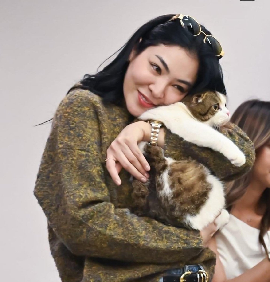 FayeSmilesForMe's tweet photo. TL cleanse. I am the cat. The cat is me
#TalkAboutLove #Fayemily https://t.co/wzYK9ogJlh