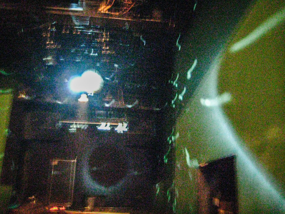 thesunshinedayo's tweet photo. 6/16@南堀江SOCORE FACTORY
ソーコア11周年ファンジャンボーセトリ
1.Laid-back
2.黄昏ビブラート
3.ファイター
4.Eleven
5.Cowabunga
6.KONYA
7.夕立のメモリー
en)ガタガタフー
ソーコアおめでとう!
みんなありがとう!!
愛してるぜー!!
photo by @KA_E_37
#サンシャイン https://t.co/nETmK9okua