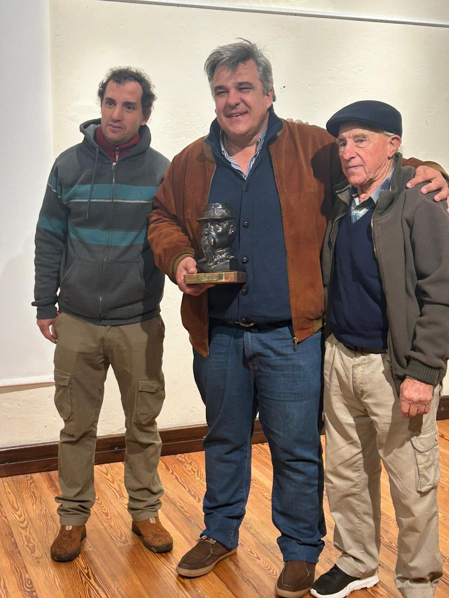 Carlos Daniel Camy tweet media