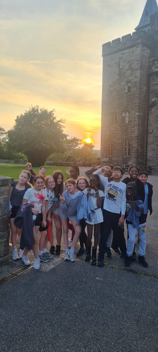 Year 7 enjoying their retreat at Alton Castle. Gorgeous weather and guided by Luce on their pilgrimage of Hope!

<a href="/thekenelmyt/">Kenelm Youth Trust</a>