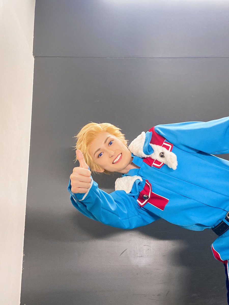 matsu0801ken's tweet photo. ミュージカル
「ヘタリア〜A tender world〜」

8公演目にご来場頂きまして
誠にありがとうございました‼︎

📸ノルとアイス…と👍

明日は2公演。
いよいよ東京公演も折り返し。
楽しみます❄️

#ヘタミュ #お疲れフィヨ��ド https://t.co/uQ3Wih6vEV