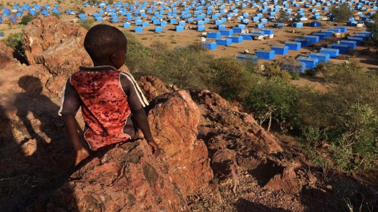📌 Il Mondo alla Radio
⌚️ 16.10
#Sudan. Migliaia di famiglie sfollate, costrette a fuggire dalle violenze nel campo di Zamzam e nelle aree circostanti, sono dovute fuggire senza portare nulla con sé. Ospiti: Zaccone <a href="/coopi/">COOPI</a>