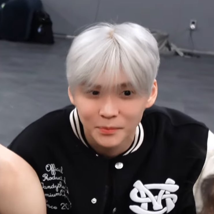 ૮ ᴗ͈ˬᴗ͈ෆა