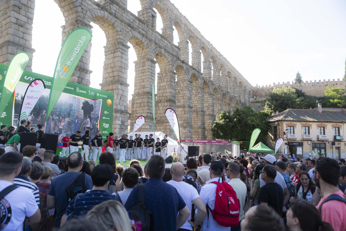 🎉 ¡Segovia vibró con el deporte femenino!
 Más de 5.000 personas se sumaron este fin de semana a la gran fiesta del #DeporteFemenino con el paso del Tour Universo Mujer, impulsado por la Fundación Deporte Joven y <a href="/deportegob/">CSD</a>.
Zumba, capoeira, taekwondo, danza urbana…

 Una