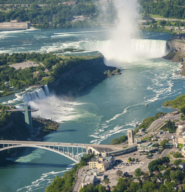 streamlinenav's tweet photo. Our #transportationexperts are in Niagara Falls this week for the 2025 conference of @privatefleets 🚛 Drop by to learn how Navistream's #madeinCanada solutions result in smooth sailing for your fleet!
📍 Niagara Falls Convention Centre
📅 June 17-19
ℹ️ https://t.co/Vz5IX6akX8 https://t.co/ZaunUyyCo5