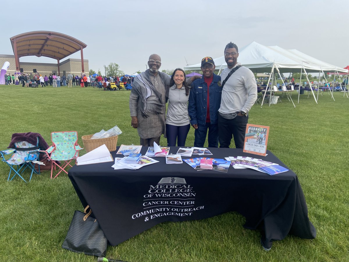 MCWCancerCenter's tweet image. The Health Griots were out and about this weekend repping the Community Outreach and Engagement team!
From Racine to Kenosha, they showed up at @AmericanCancer Relay For Life & Kenosha #juneteenth2025 —walking with survivors, sharing resources, & making powerful connections.