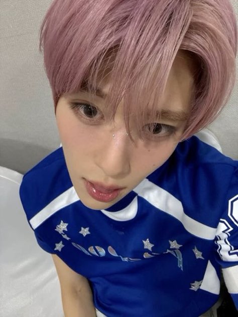oddhaocircle's tweet photo. beautiful boy https://t.co/DxFYXg1a0p