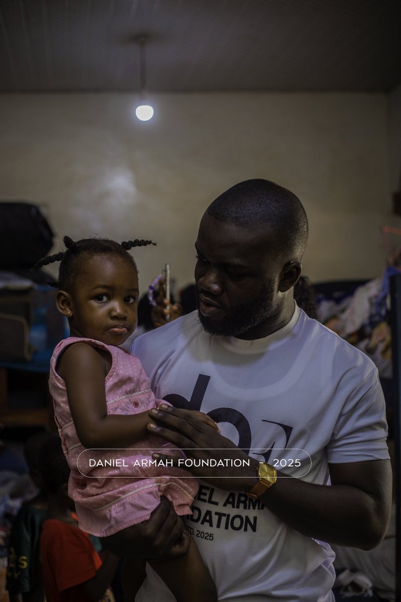 Daniel_Armah_'s tweet photo. On Saturday, 14th June, I ended my birthday week with a visit to Angel of Hope Orphanage.
We also carried out the Feed the Street outreach successfully.
It was a fulfilling and impactful experience.
Special thanks to my amazing team.
Grateful to everyone who made it possible.❤️ https://t.co/dtislzmnu0