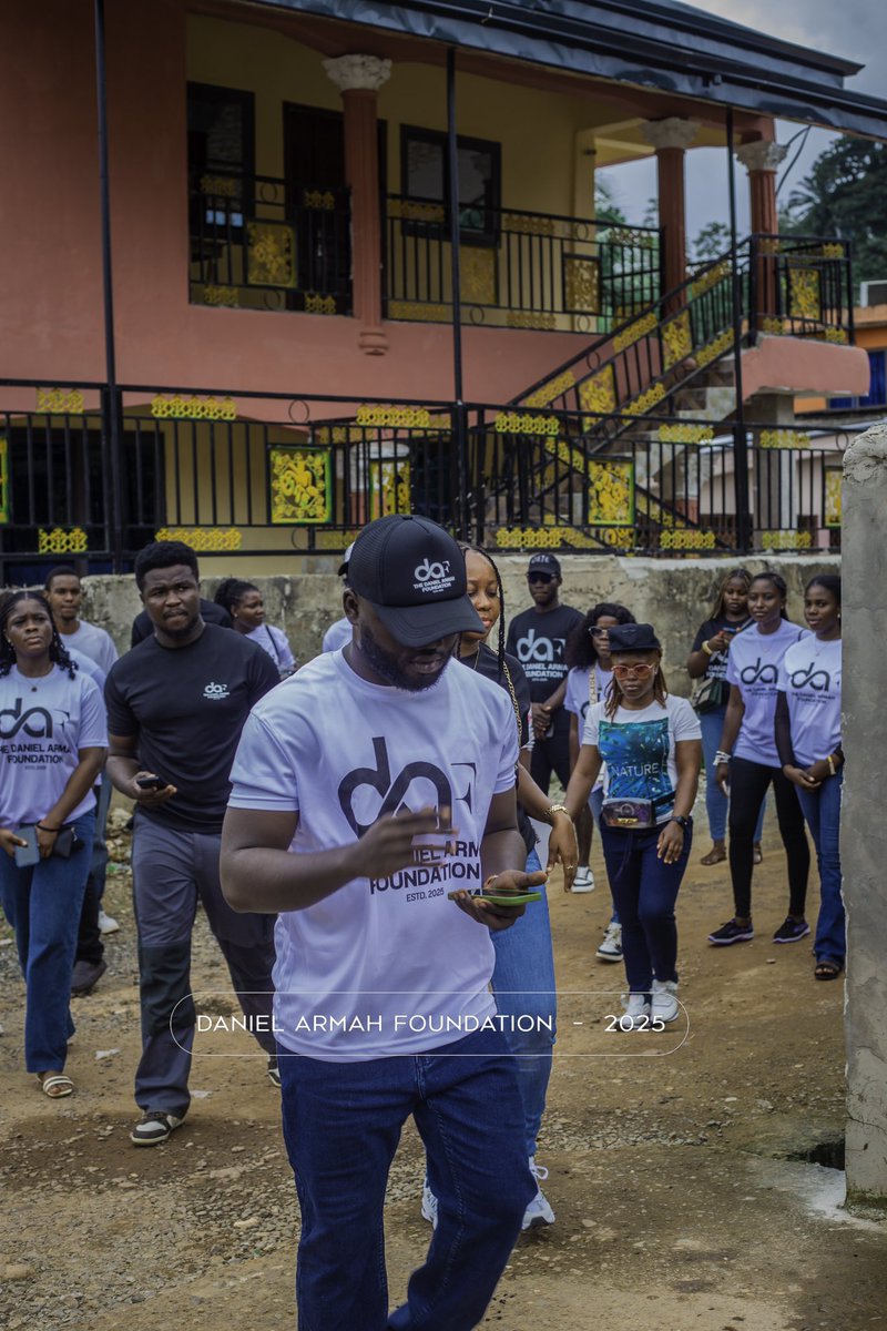 Daniel_Armah_'s tweet photo. On Saturday, 14th June, I ended my birthday week with a visit to Angel of Hope Orphanage.
We also carried out the Feed the Street outreach successfully.
It was a fulfilling and impactful experience.
Special thanks to my amazing team.
Grateful to everyone who made it possible.❤️ https://t.co/dtislzmnu0