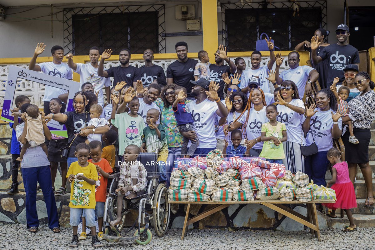 Daniel_Armah_'s tweet photo. On Saturday, 14th June, I ended my birthday week with a visit to Angel of Hope Orphanage.
We also carried out the Feed the Street outreach successfully.
It was a fulfilling and impactful experience.
Special thanks to my amazing team.
Grateful to everyone who made it possible.❤️ https://t.co/dtislzmnu0