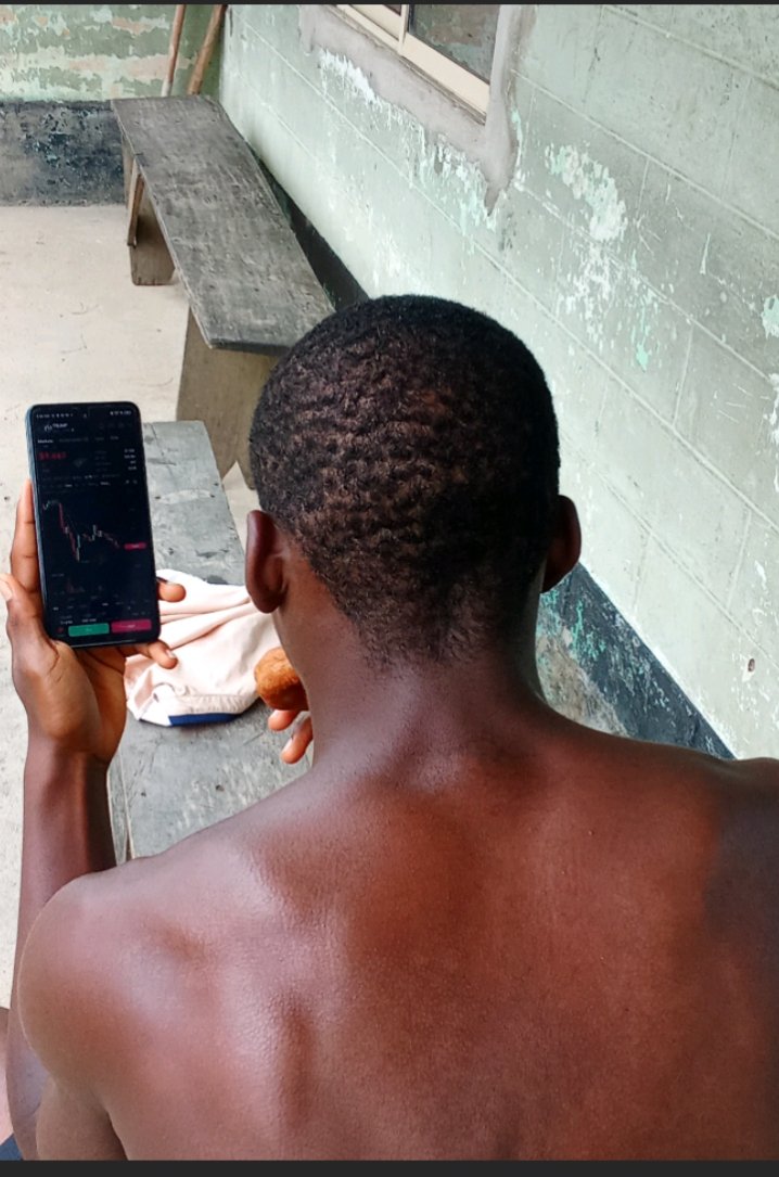 enomide31's tweet photo. @BigBackBitcoin Even in the jungle we keep up with the bullish trends.
I love snacking on egg rolls, gotta love it.
I hope I'm among the winners
@BigBackBitcoin 

#BigBackSnacks #ETH https://t.co/1frlzyiNR6