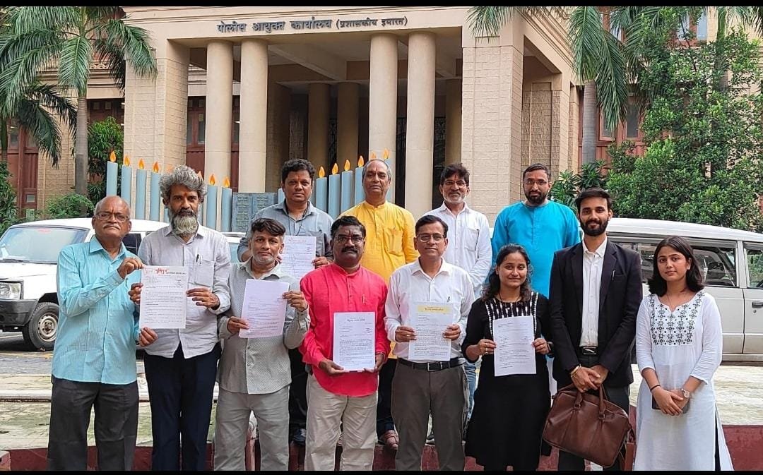 The Hindu Rashtra Samanvaya Samiti has demanded an immediate ban on the June 18 ‘Gaza-Palestine Solidarity Rally’ at Mumbai’s Azad Maidan, warning it may trigger communal unrest similar to the 2012 riots. Alleging the rally is anti-India and pro-terror, a memorandum was submitted