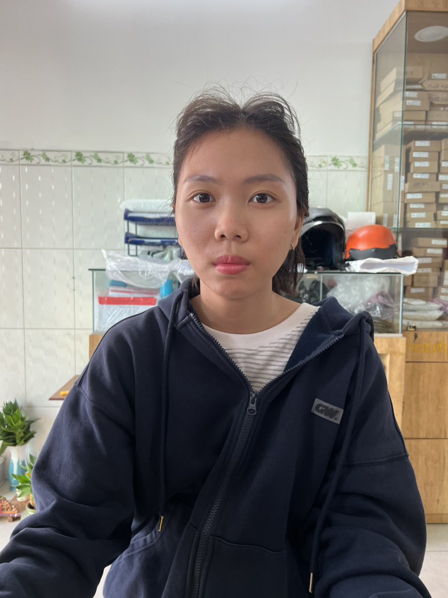 TraoKet's tweet photo. 22. Hôm nay tôi mệt, mệt vì tất cả những gì đang xảy ra. 7. Em không chỉ là tình yêu đầu của anh mà còn là cả thế giới của anh. Tay trong tay cùng anh trọn đời nhé, cô dâu của anh. https://t.co/Yrb5j5Cq9t