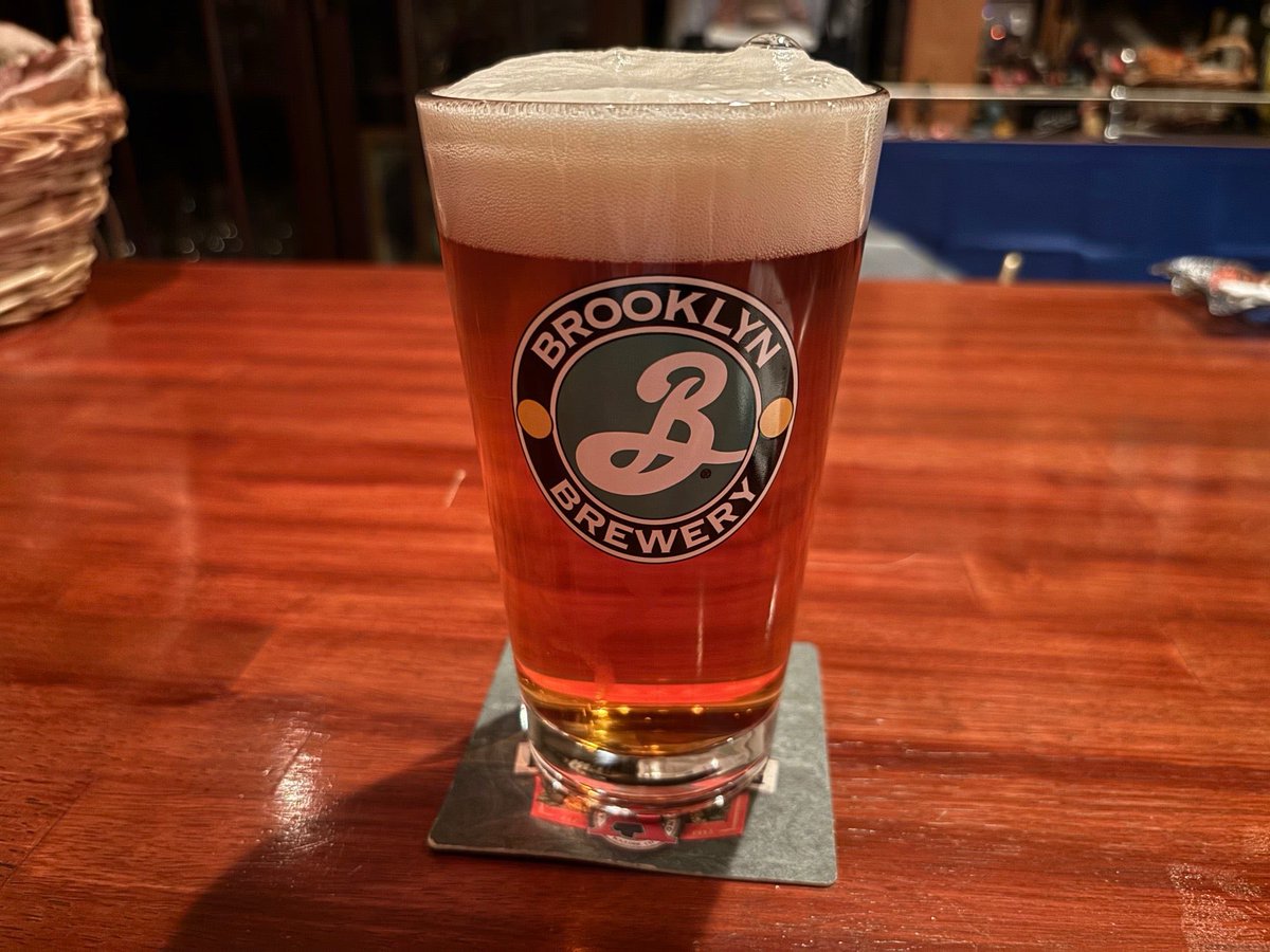 cpacisaconj's tweet photo. #NewYork #NY #Craftbeer #クラフトビール #BROOKLYNBREWERY #BROOKLYNLager #ブルックリンラガー - #小平 #花小金井 #BarDuke #ひとり酒 #二次会 #ぷしゅー 。 (@ Dish&Bar Duke in 小平市, 東京都) https://t.co/t5Gv3qNTbZ https://t.co/bZulUr2QUN