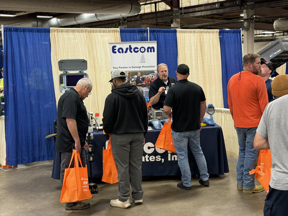 Pennsylvania811's tweet photo. Allentown #pasafetydays is here!  We’ve got a great crowd visiting our vendors and attending our educational sessions!  

Didn’t make this event?  Join us in State College on Sept. 10! https://t.co/XK71qyMu3o