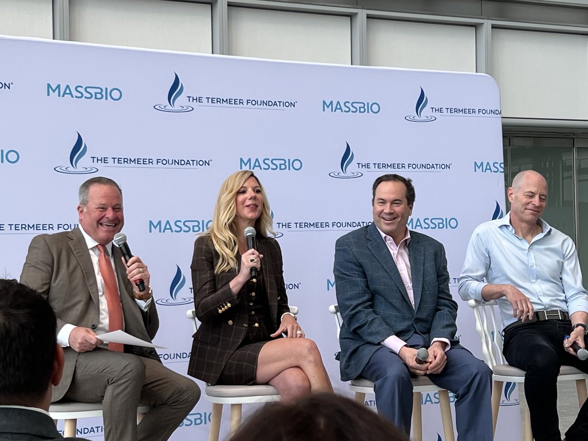 FEPcapital's tweet photo. MassBio/Termeer Institute CEO-Founder Link Imparting Fantastic Advice to start-up CEOs This Morning. Humbled to Be a MassBio Drive Mentor. Great to see a new generation of young Companies Focused on Innovating During Challenging Times https://t.co/nbMdMQO42t