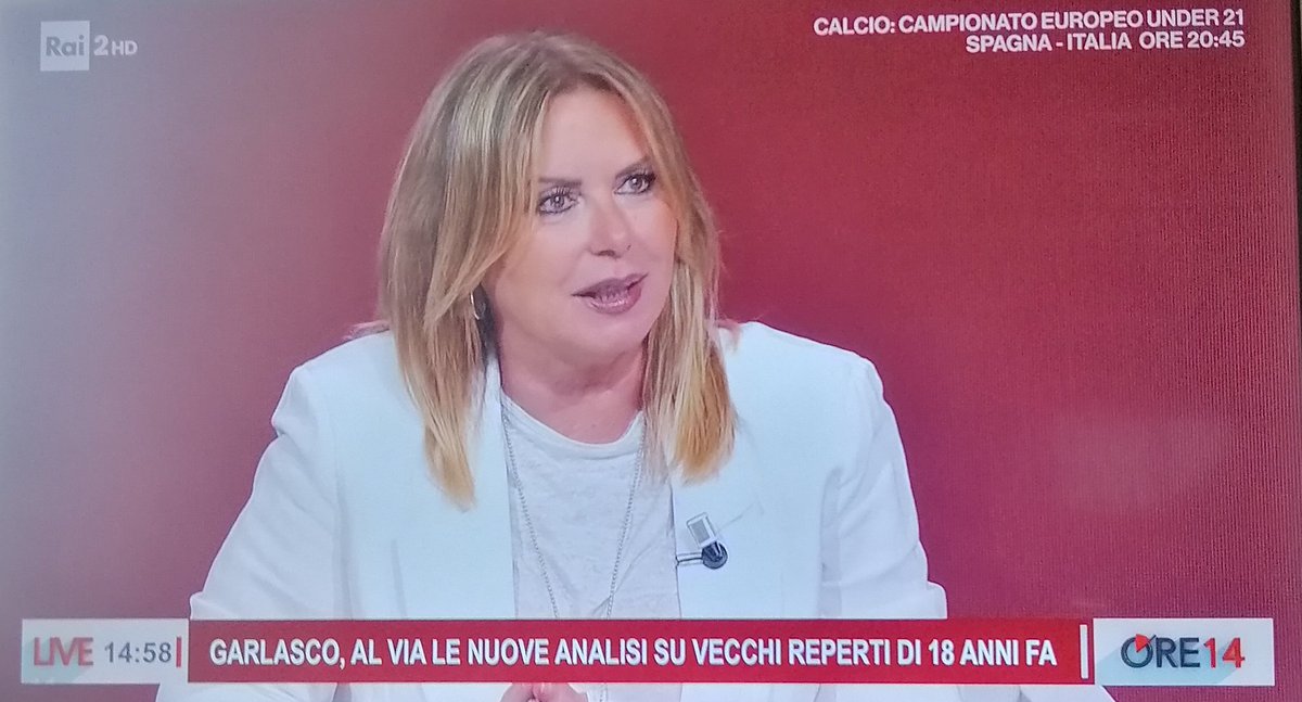 karmiamoci's tweet photo. Dubito che a Monica Leofreddi venga rinnovato il contratto per il prossimo anno.
#MoscaBianca
Grazie Monica per ribadire l'ovvio a chi o non vede o non può vedere. 👍👏👏👏
#Garlasco
#ore14 https://t.co/Kks08sTPAu