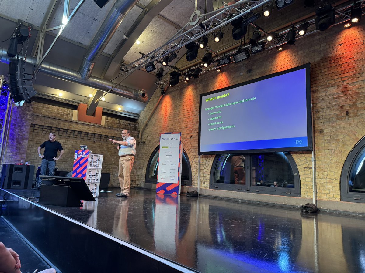 dainius_jocas's tweet photo. Search workbench looks awesome! #bbuzz https://t.co/gfJ9WbzHMw