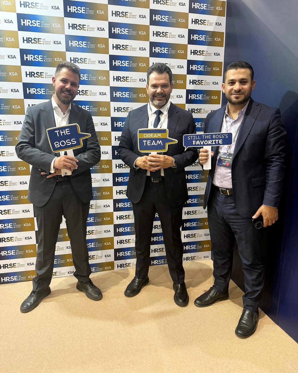 theHRobserver's tweet image. 📍LIVE from HRSE KSA Day 1!
The sessions are inspiring, the networking is buzzing — and the photobooth? Absolutely popping.
📸 Swing by the social wall and snap some fun shots while you’re here!